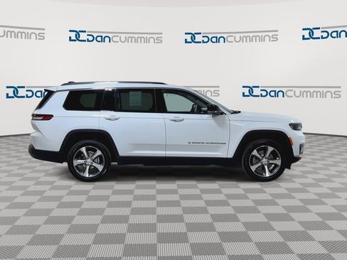 Used 2023 Jeep Grand Cherokee L Limited w/ Trailer Tow Group (B) AWD/4WD image 9