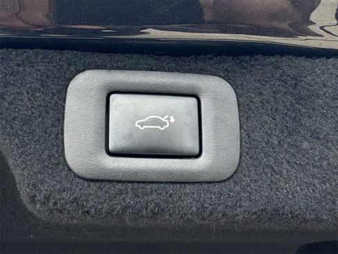 Used 2021 Lexus LS 500 w/ Accessory Package (Z2) image 29