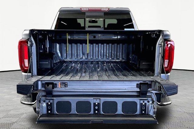 Used 2021 GMC Sierra 1500 SLT w/ SLT Premium Package AWD/4WD image 7