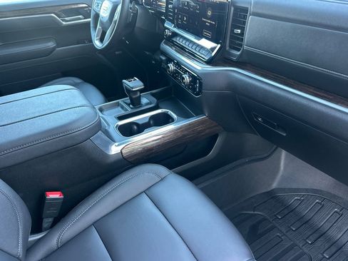 Used 2026 GMC Sierra 1500 Elevation w/ Elevation Premium Package image 19