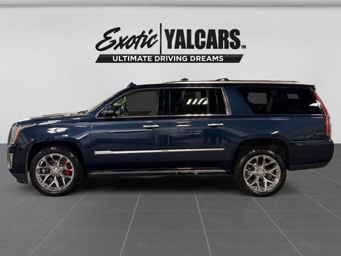 Used 2018 Cadillac Escalade ESV Premium Luxury AWD/4WD image 2