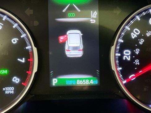Used 2019 Toyota RAV4 XLE FWD image 20