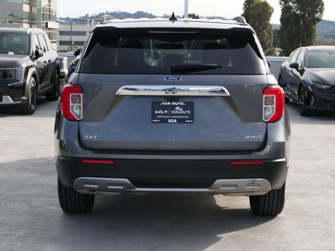Used 2024 Ford Explorer XLT w/ Equipment Group 202A AWD/4WD image 5