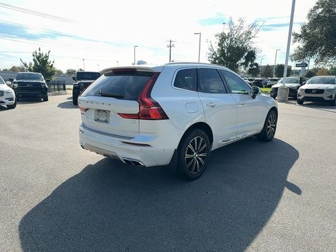 Used 2021 Volvo XC60 T8 Inscription image 6