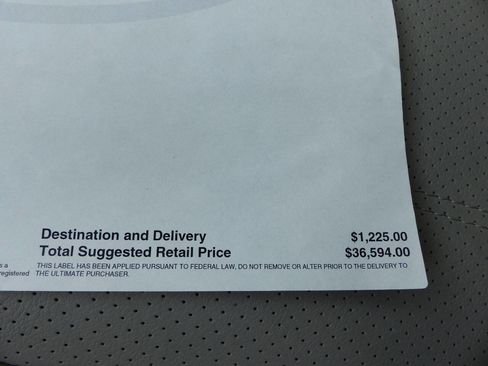 Used 2023 Subaru Forester Limited image 36