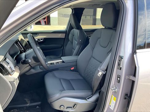 New 2026 Volvo XC90 B5 Plus w/ Protection Package AWD/4WD image 11