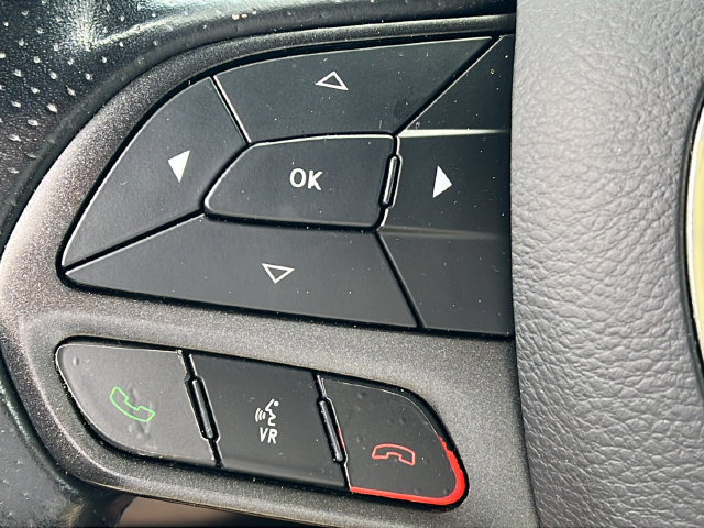 Used 2020 Dodge Challenger R/T RWD image 17