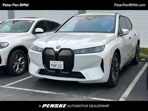 Used 2026 BMW iX xDrive45 w/ Premium Package AWD/4WD image 1