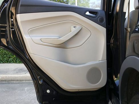 Used 2014 Ford Escape Titanium image 38