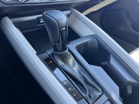 Certified 2023 Honda Accord EX image 15