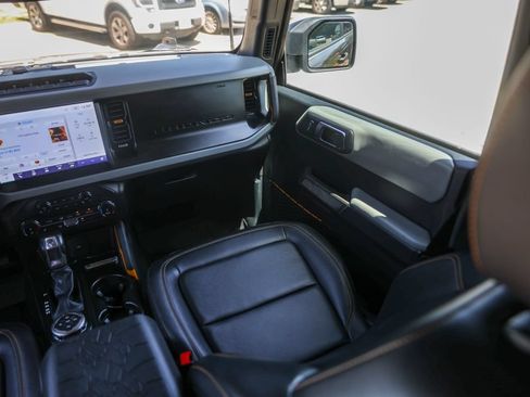 Used 2022 Ford Bronco Badlands AWD/4WD image 25