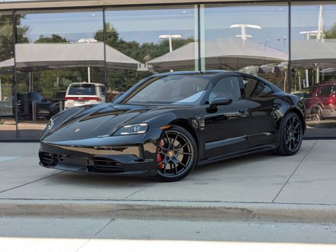 New 2026 Porsche Taycan GTS image 1