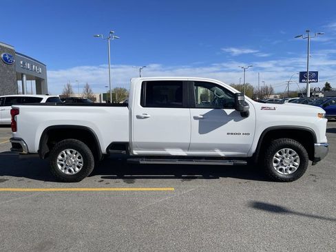 Used 2025 Chevrolet Silverado 2500 LT AWD/4WD image 10
