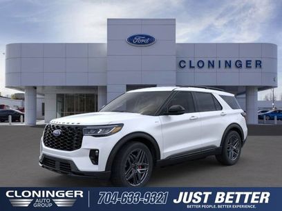 New 2025 Ford Explorer ST-Line w/ Premium Package
