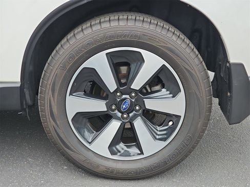 Used 2018 Subaru Forester 2.5i Limited image 35