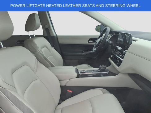 Used 2023 Nissan Pathfinder SL image 12