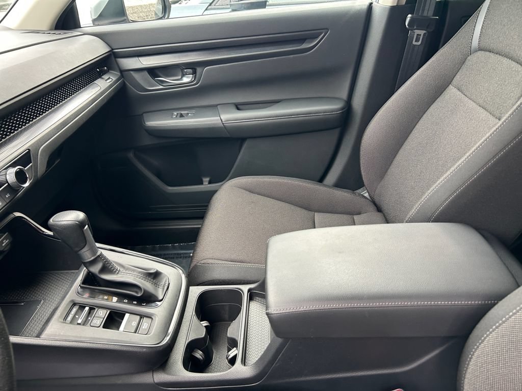 Used 2026 Honda CR-V LX image 32