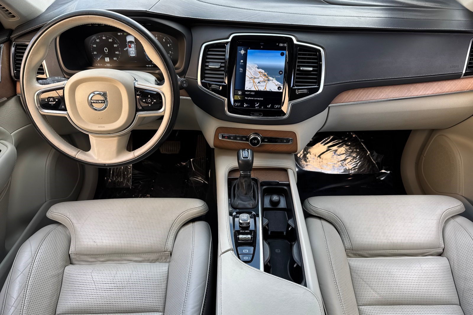 Used 2017 Volvo XC90 T6 Inscription w/ Vision Package AWD/4WD image 15