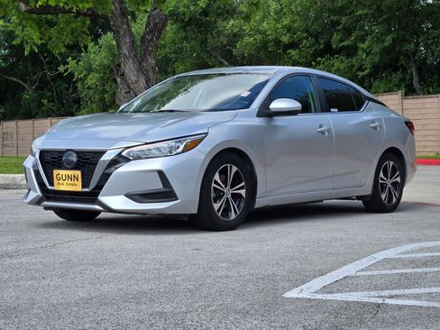 Used 2022 Nissan Sentra SV FWD image 7
