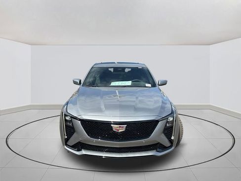 New 2026 Cadillac CT5 V image 2