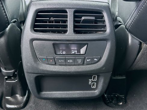 Used 2021 Honda Pilot Special Edition image 17