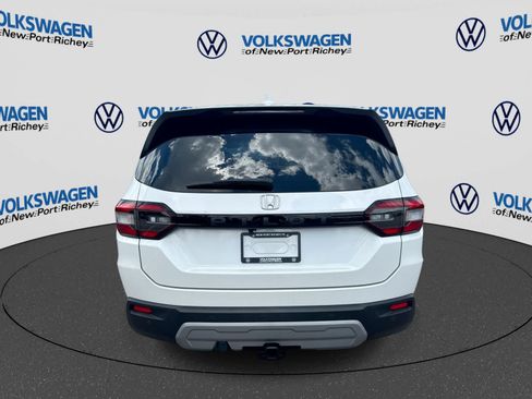Used 2023 Honda Pilot EX-L image 13