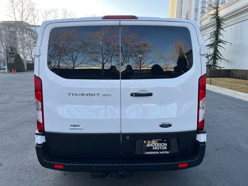 Used 2023 Ford Transit 350 XL image 7