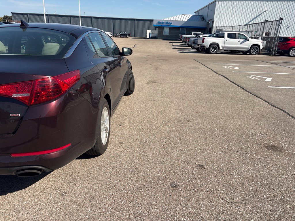 Used 2013 Kia Optima LX FWD image 9