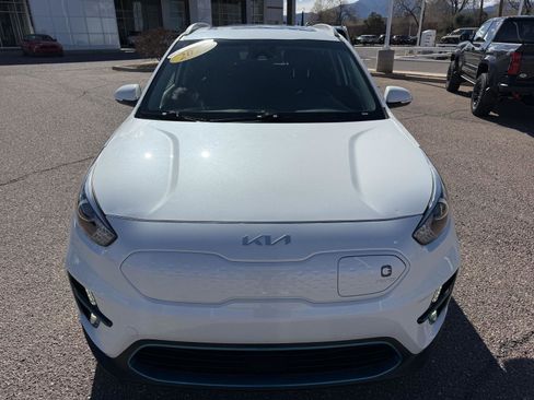 Used 2022 Kia Niro EX Premium w/ Cold Weather Package image 9