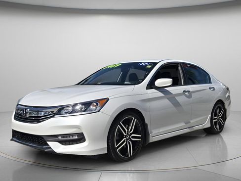 Used 2017 Honda Accord Sport Special Edition image 9