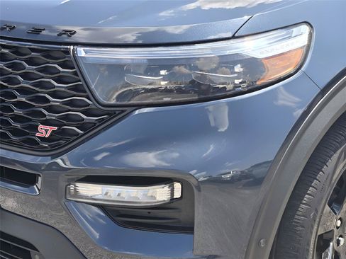 Used 2022 Ford Explorer ST w/ Equipment Group 401A AWD/4WD image 7