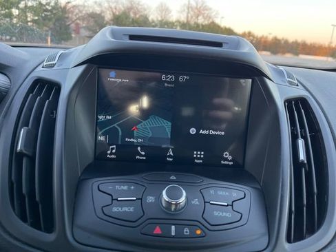 Used 2016 Ford C-MAX SE w/ Equipment Group 203A image 24