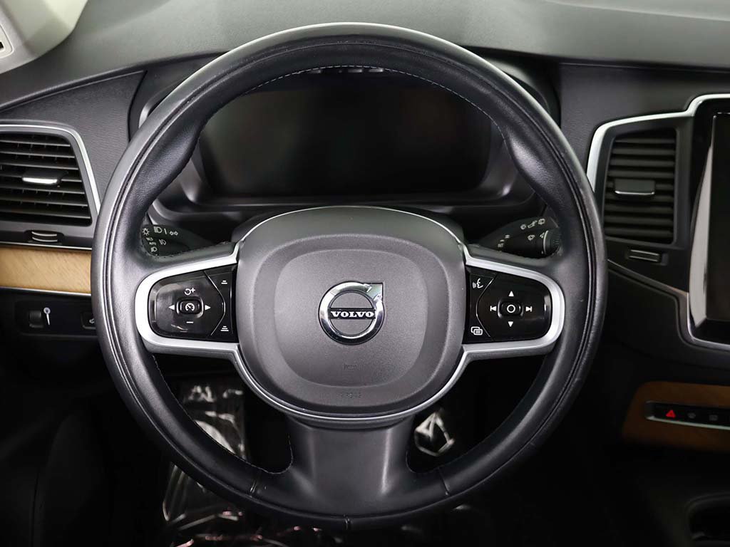 Used 2022 Volvo XC90 T6 Momentum w/ Climate Package AWD/4WD image 48