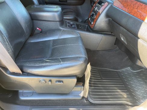 Used 2008 Chevrolet Silverado 2500 LTZ w/ Safety Package image 33