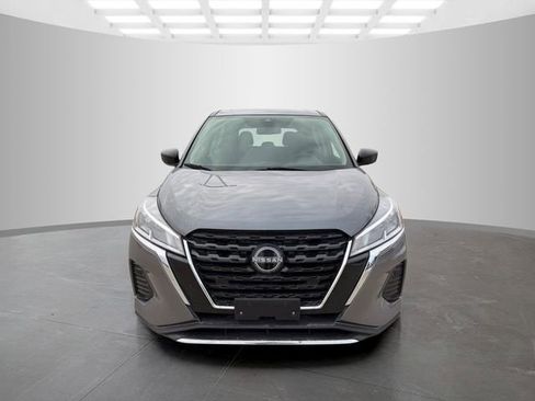 Used 2024 Nissan Kicks S image 3