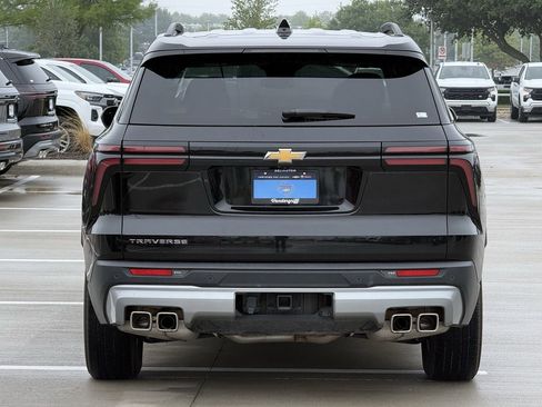 Certified 2025 Chevrolet Traverse LT image 5