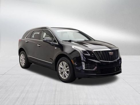 Certified 2023 Cadillac XT5 Luxury w/ LPO, Floor Liner Package AWD/4WD image 3