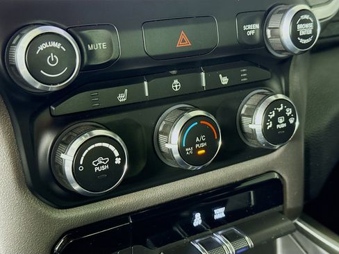 Used 2023 RAM 1500 Big Horn RWD image 17