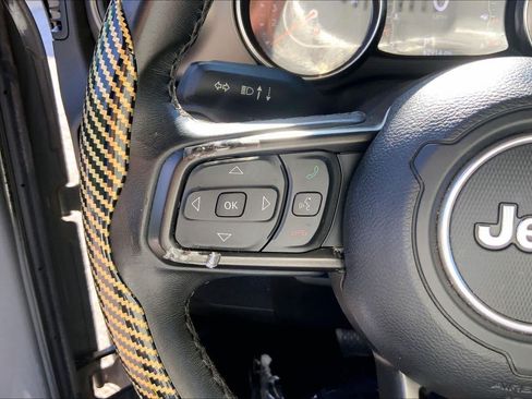 Used 2019 Jeep Wrangler Sport AWD/4WD image 21