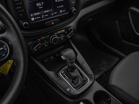 Certified 2024 Kia Soul LX w/ Option Group 015 image 18