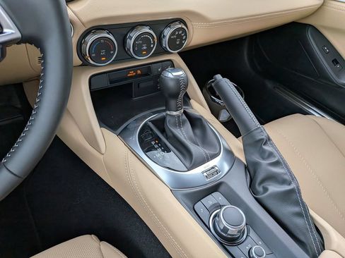 New 2026 MAZDA MX-5 Miata Grand Touring RWD image 18
