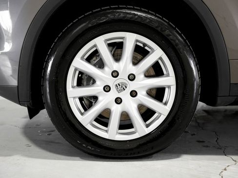 Used 2012 Porsche Cayenne image 40