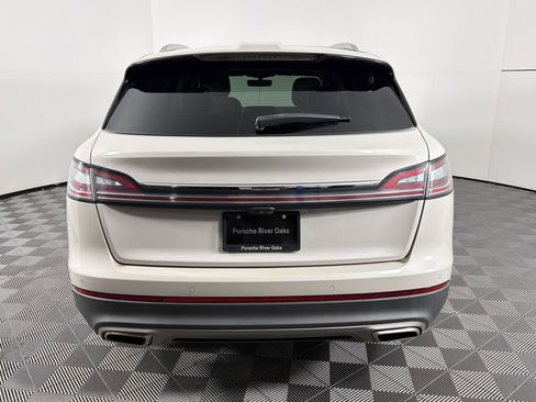 Used 2020 Lincoln Nautilus Reserve FWD image 10