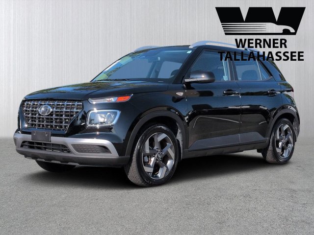 Used 2024 Hyundai Venue SEL FWD image 1