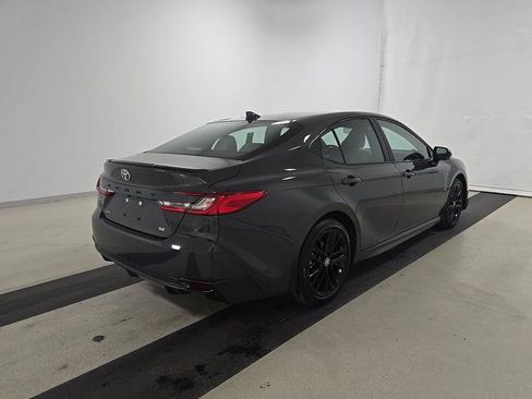 Used 2025 Toyota Camry SE w/ Convenience Package FWD image 10