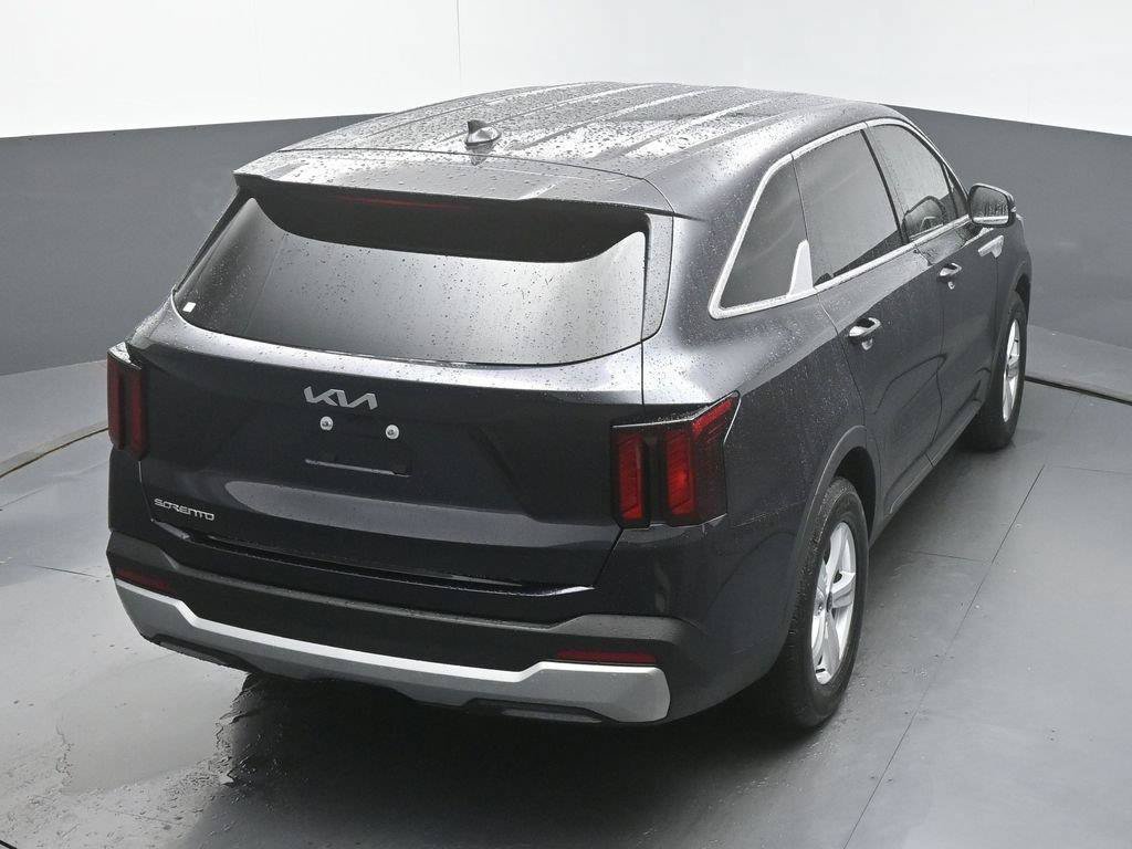 Used 2026 Kia Sorento LX FWD image 47