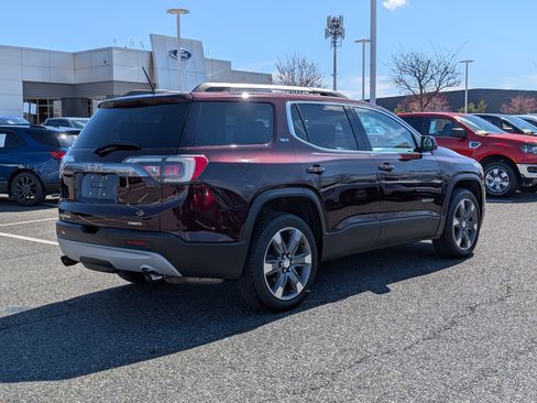 Used 2018 GMC Acadia SLT w/ LPO, Black Accent Package image 3