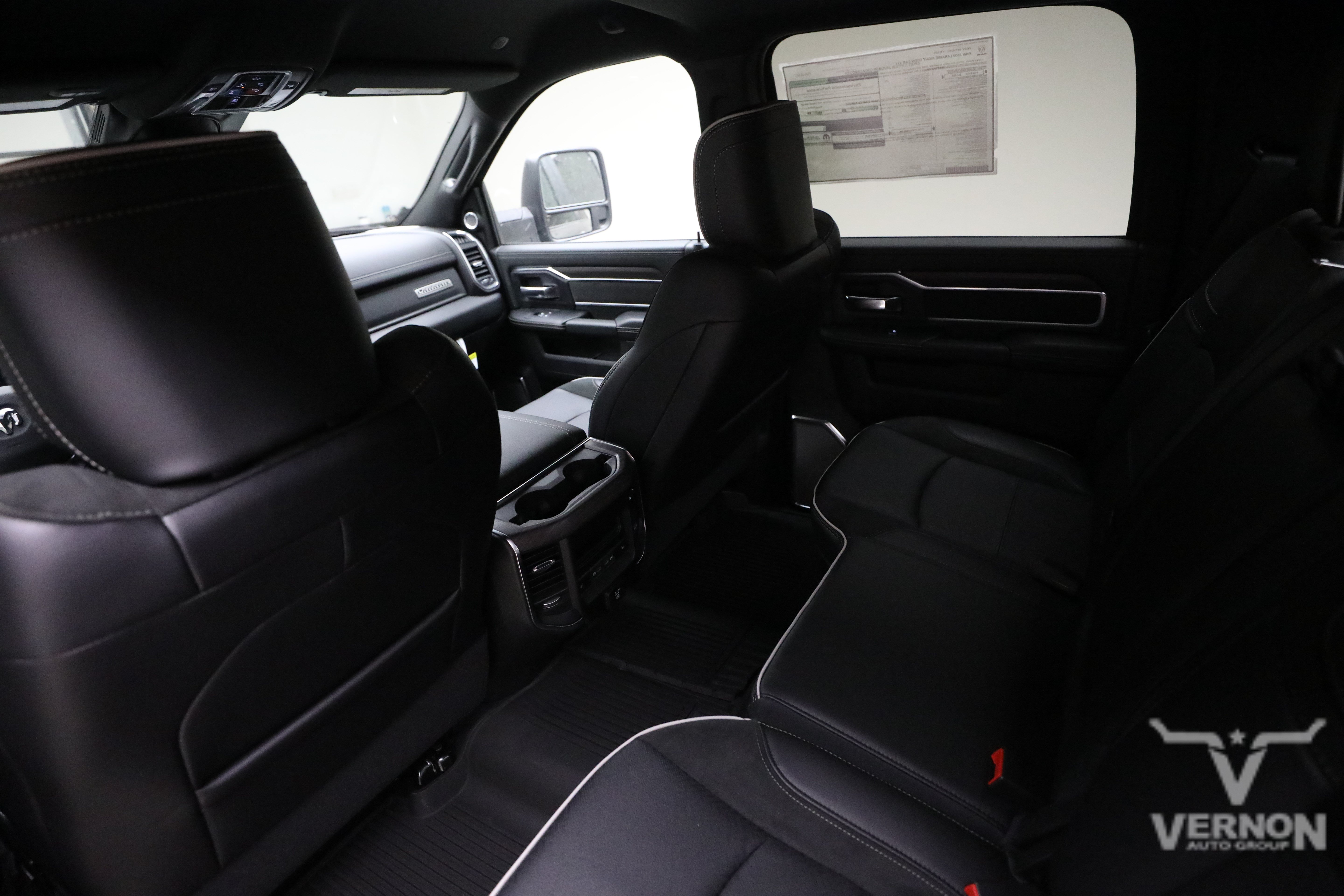 New 2027 RAM 3500 Laramie AWD/4WD image 9