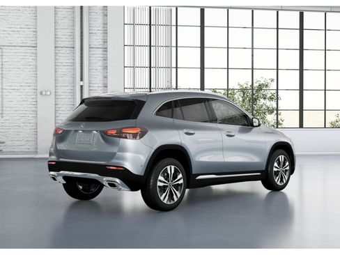 New 2026 Mercedes-Benz GLA 250 image 23