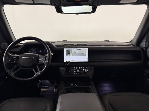 Used 2024 Land Rover Defender 110 X AWD/4WD image 16